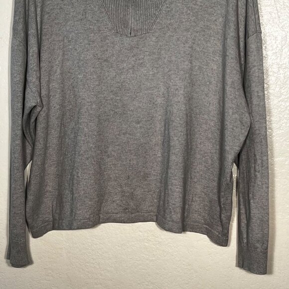 Haven Well Within Gray Mock Neck Sweater Top XL 90% Cotton 10% Cashmere flaw - Picture 5 of 16